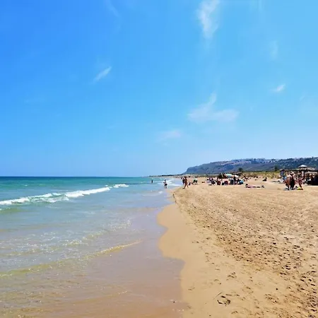 Infinity View Penthouses By Nras Arenales del Sol